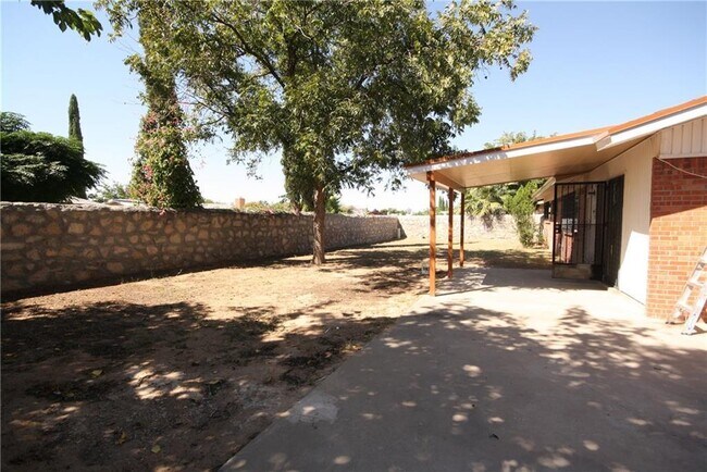 Building Photo - 10804 Gloster Ct
