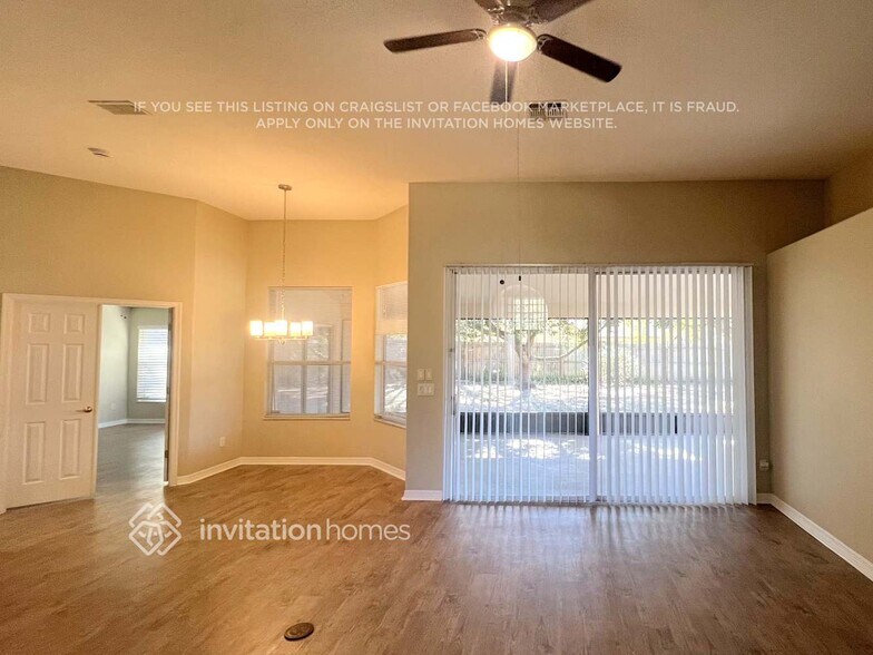 Building Photo - 14816 Pine Cone Trail