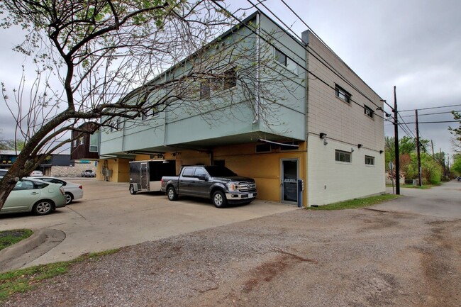 Building Photo - 508 E 53rd St