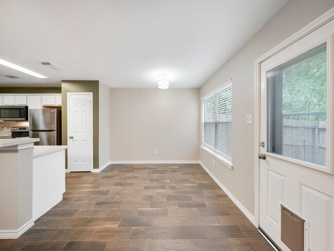 Building Photo - 167 Anise Tree Pl