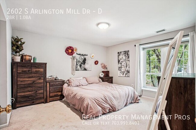 Building Photo - 2602 S Arlington Mill Dr
