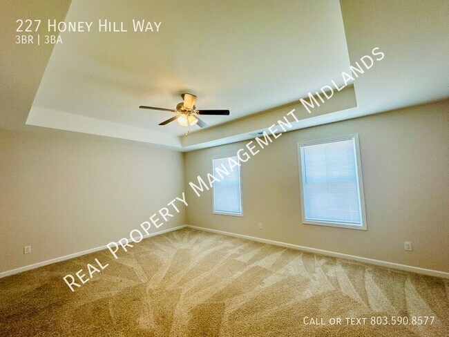 Building Photo - 227 Honey Hill Way