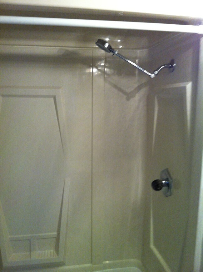 Building Photo - 10863 Main St