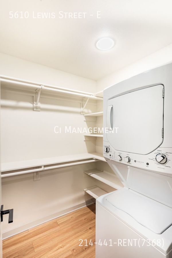 Building Photo - 5610 Lewis St