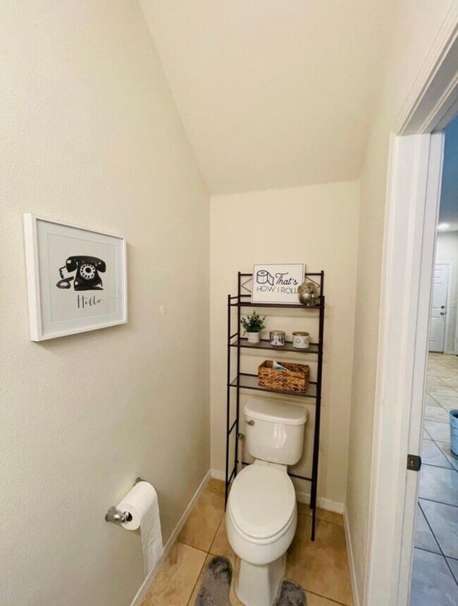 Building Photo - 8837 Turnstone Haven Pl