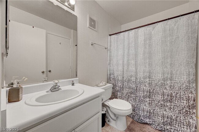 Building Photo - 8450 Alta Dr