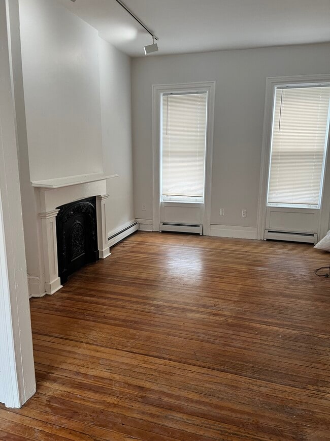 Building Photo - 301 Hudson Ave