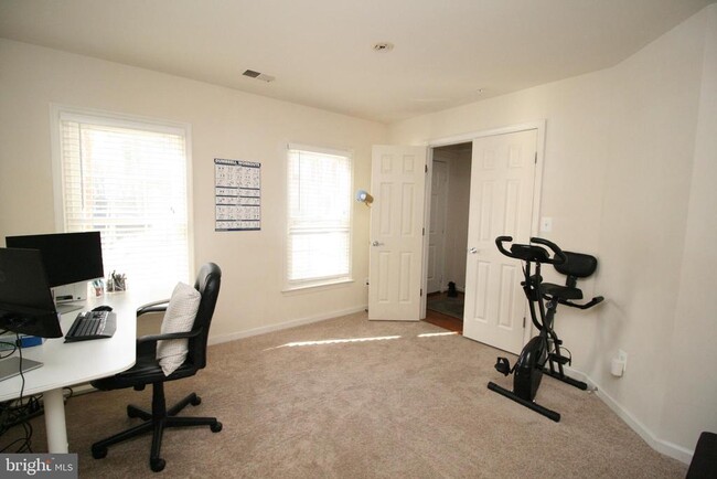 Building Photo - 326 Casey Ln