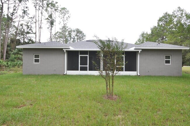 Building Photo - 3 Bed 2 Bath Modern Duplex in Seminole Woods