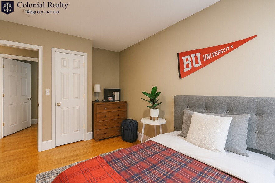 Building Photo - 332 St Paul St