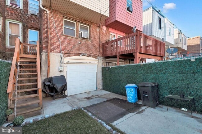 Building Photo - 5005 N 9th St