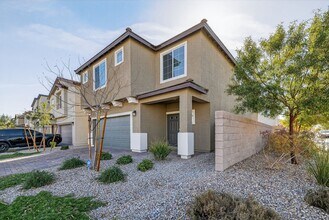 Building Photo - GENTLY USED 2024 HOME - 5 BEDROOMS WITH A FINISHED BACKYARD