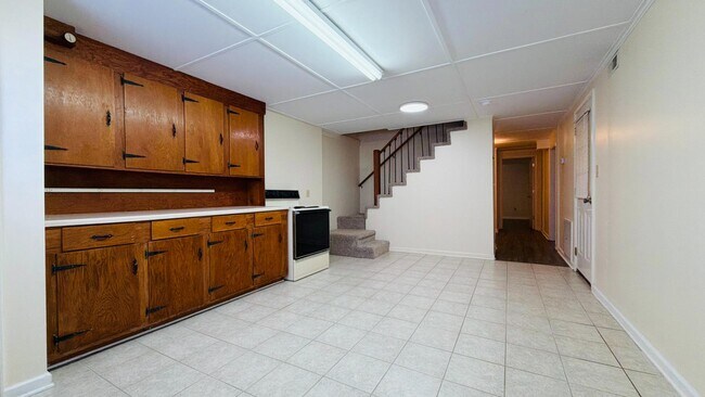 Building Photo - 494 Old Jonesboro Rd