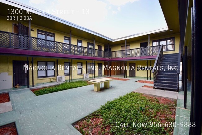 Building Photo - The Retro Apartments - All Utilities Inclu...