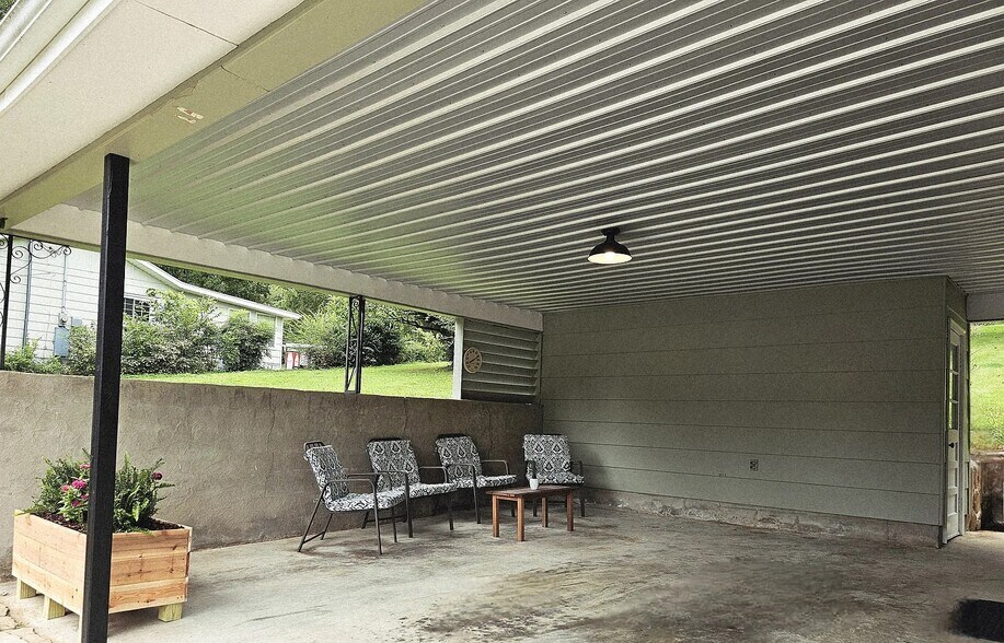 Building Photo - 5751 Old Dayton Pike