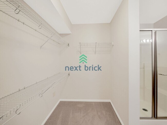 Building Photo - Charming 2 Bedroom 2 Bathroom Near Totem L...