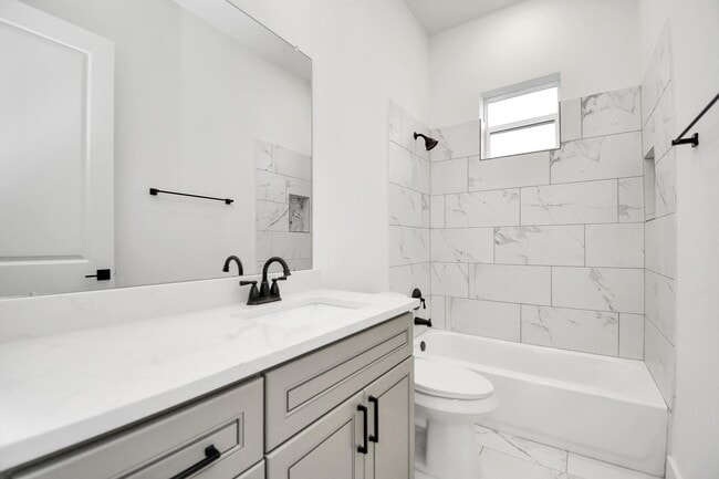 Building Photo - 4352 Avron Dr