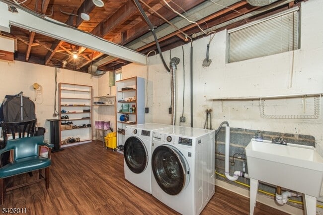 Building Photo - 123 Smull Ave