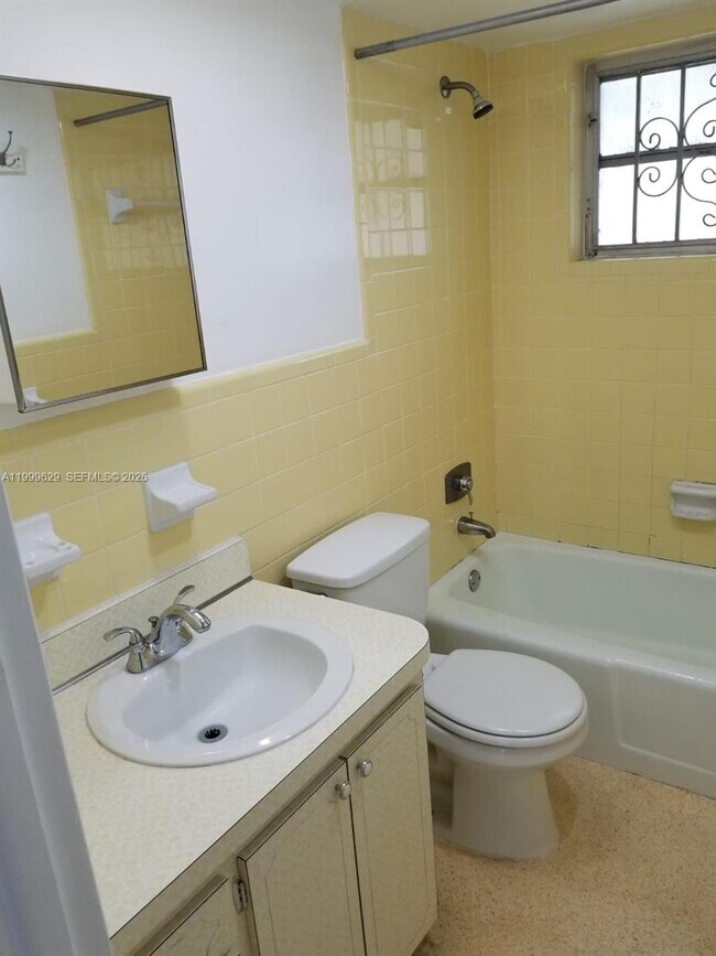 Building Photo - 701 NW 1st St