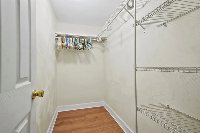 Building Photo - ViileBroa