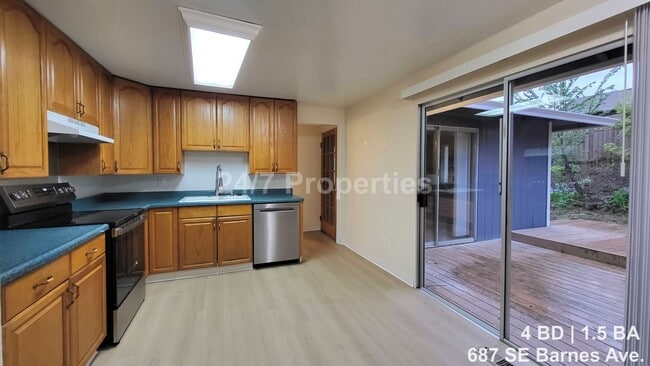 Building Photo - Comfortable 4 BD | 1.5 BA Home w/ Large Yard - Gresham