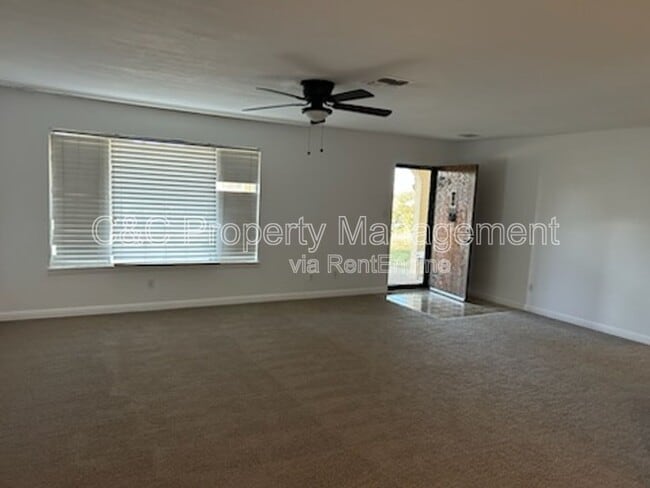 Building Photo - 14170 Montecito Pl