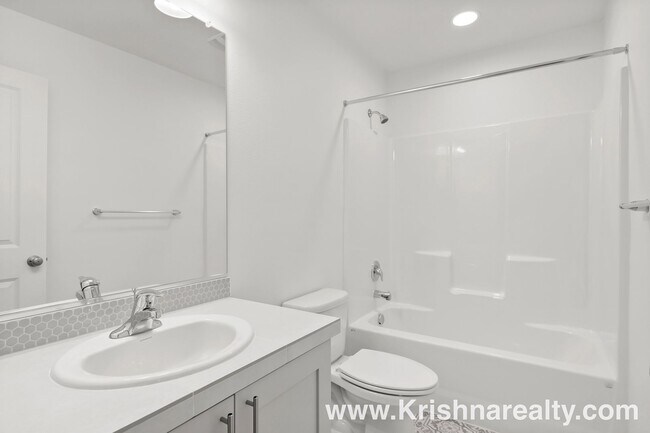 Building Photo - 1218 S Quartz Dr