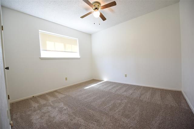 Building Photo - 8945 Flicker Ln