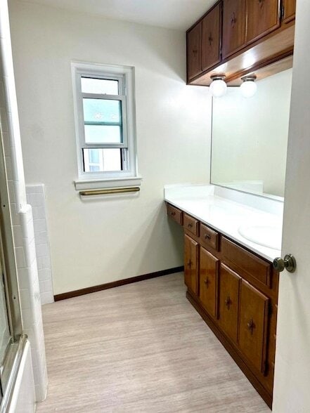 Building Photo - 25072 Alicia Dr