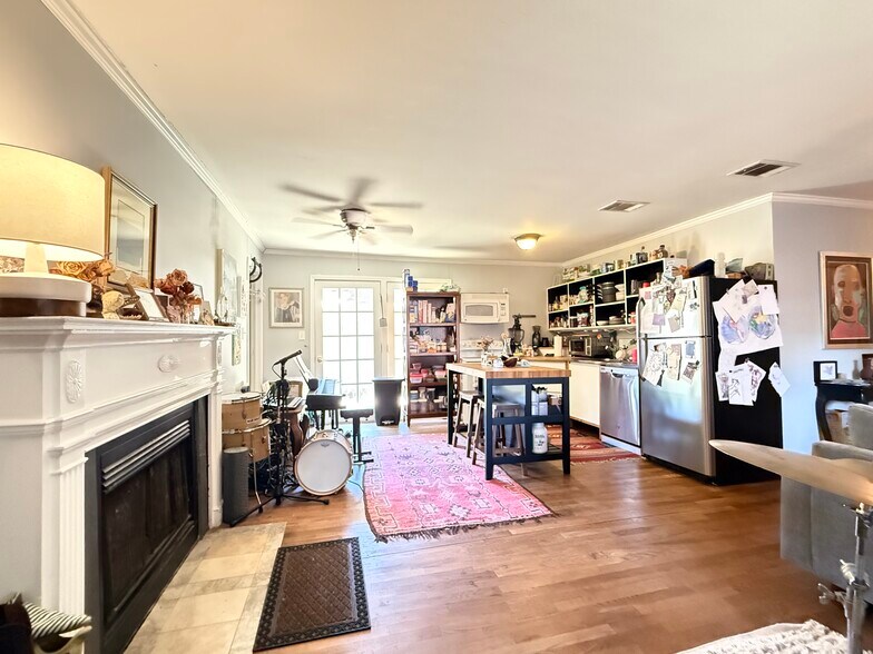 Building Photo - 3014 Matador Drive