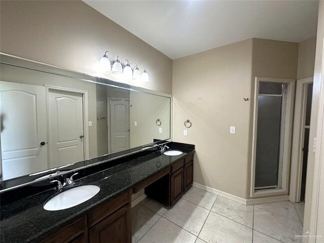 Building Photo - 12 N 17th St