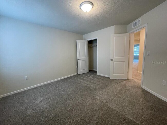 Building Photo - 2760 Bright Bird Ln