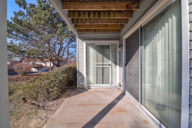 Building Photo - 7010 Barrington Ct