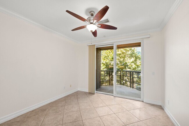 Building Photo - 1225 Island Ave