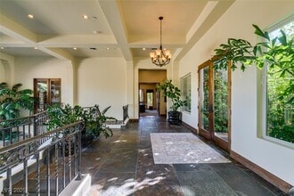 Building Photo - 549 Regents Gate Dr