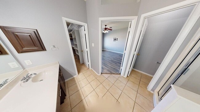 Building Photo - 701 Black Hills Trail