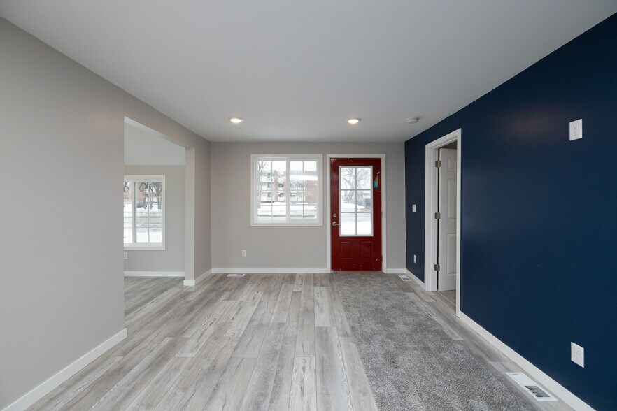 Building Photo - 8835 Nicollet Ave S