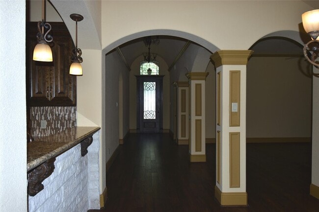 Building Photo - 13419 Sea Island Dr