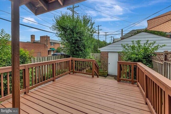 Back yard deck, Garage - 427 Hopkins Rd