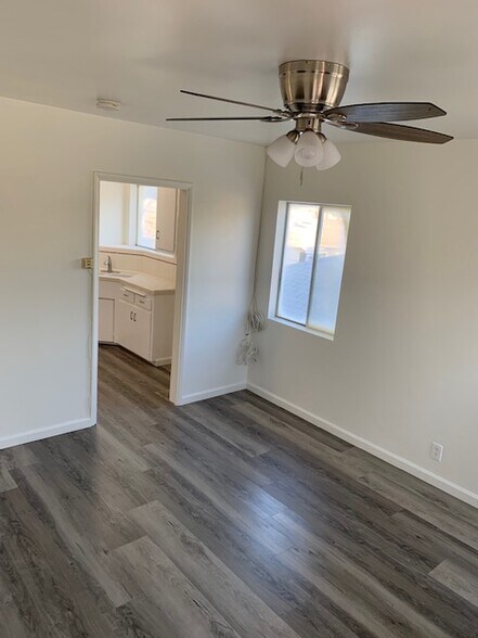 Living Room Entrance to Bathroom - 11730 Lakewood Blvd