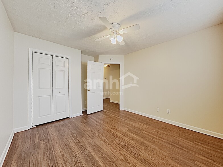 Building Photo - 740 Chatham Park Dr