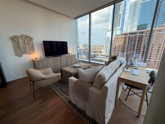 Building Photo - 210 Lavaca St