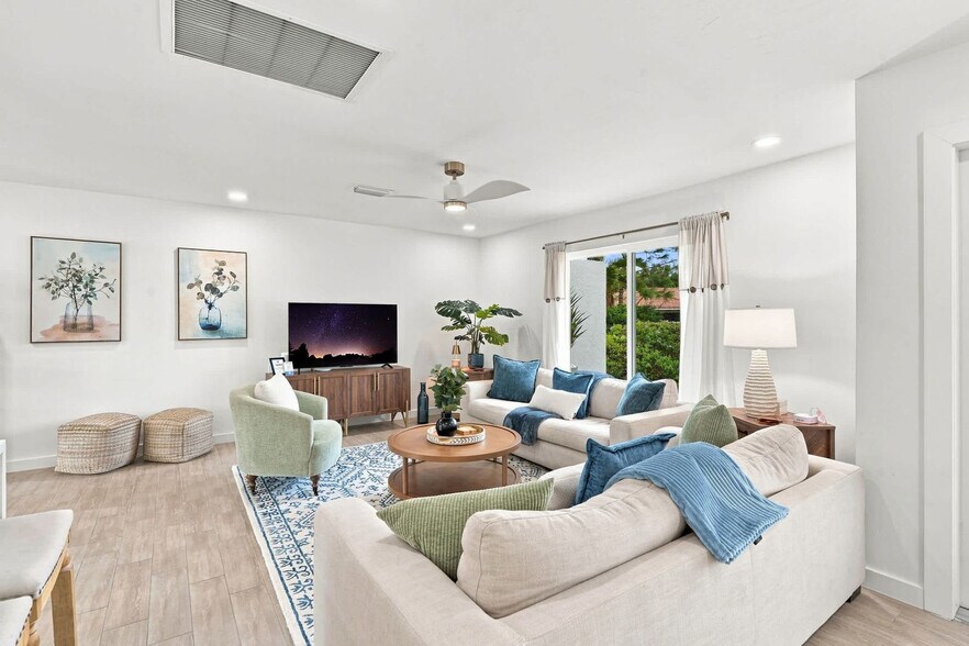 Building Photo - 27164 Edenbridge Ct