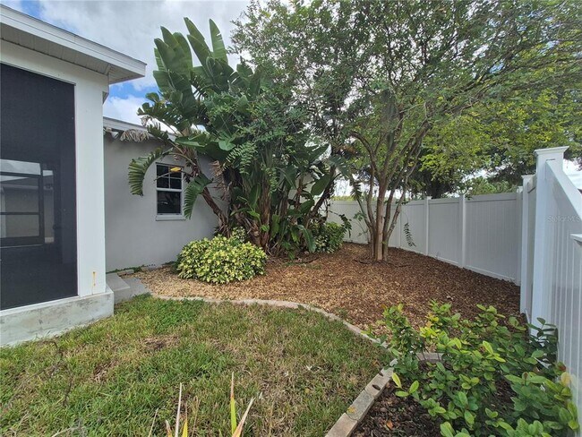 Building Photo - 3444 Cowart St