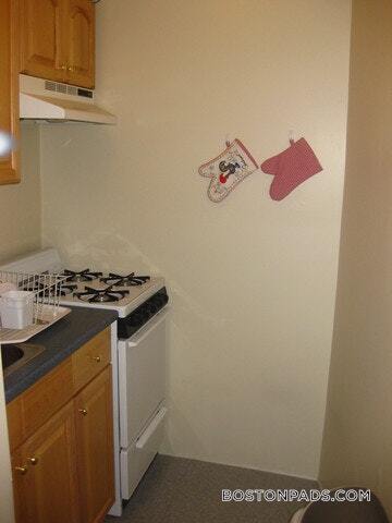 Building Photo - 38 Hemenway St