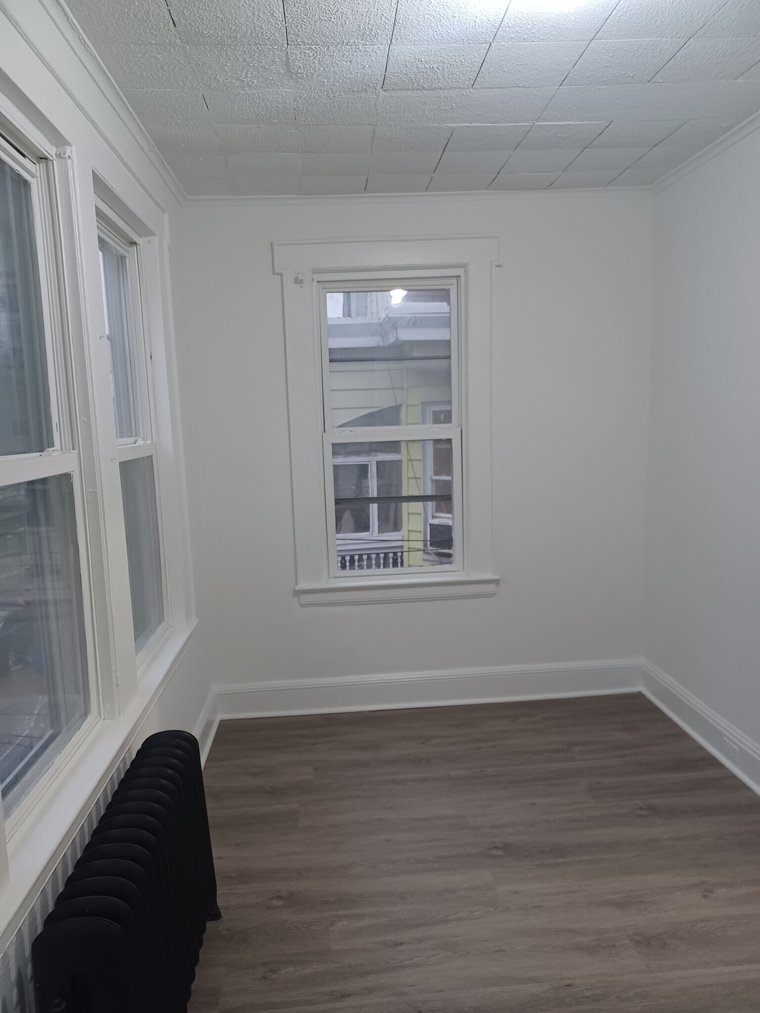 Building Photo - 539 Summer Ave