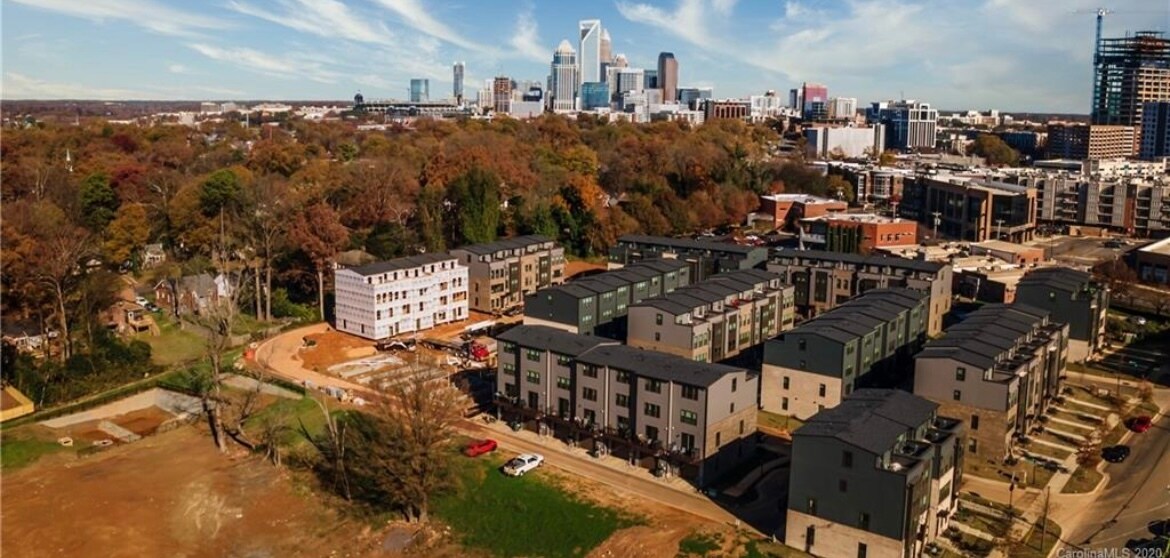 Building Photo - 436 W Tremont Ave