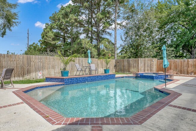 Building Photo - 1507 Buchans Dr