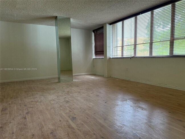 Building Photo - 6901 SW 147th Ave