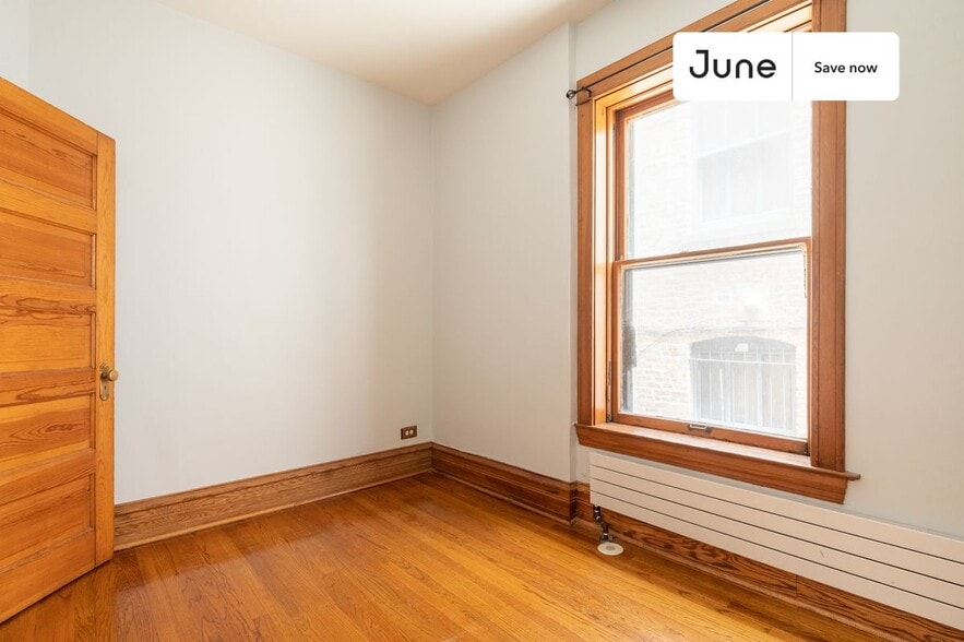 Building Photo - 3508 N Sheffield Ave